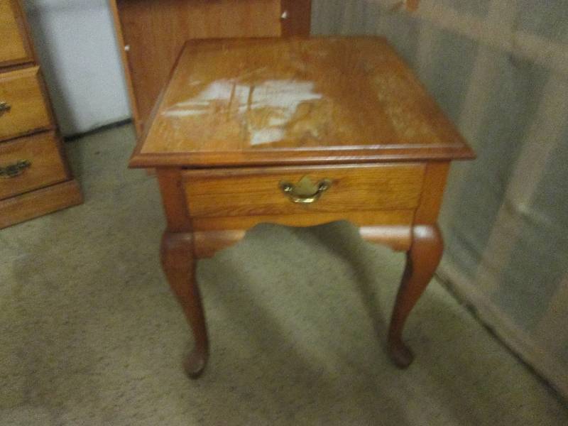 end table,book shelf , and small en...