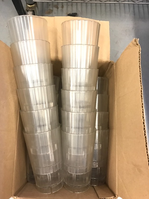 lot 926 image: PLASTIC DRINK CUPS
