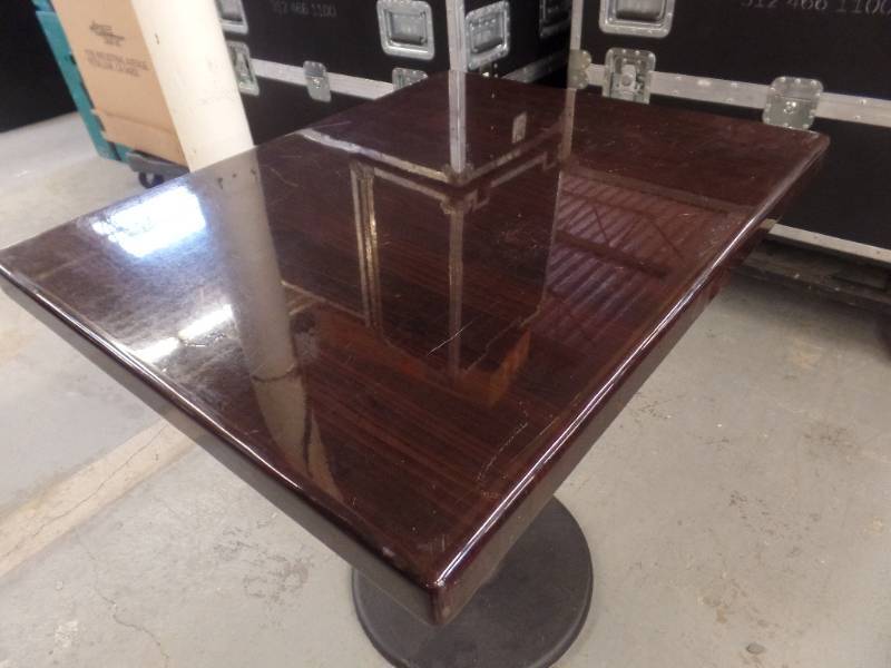 lot 950 image: CAFE TABLES