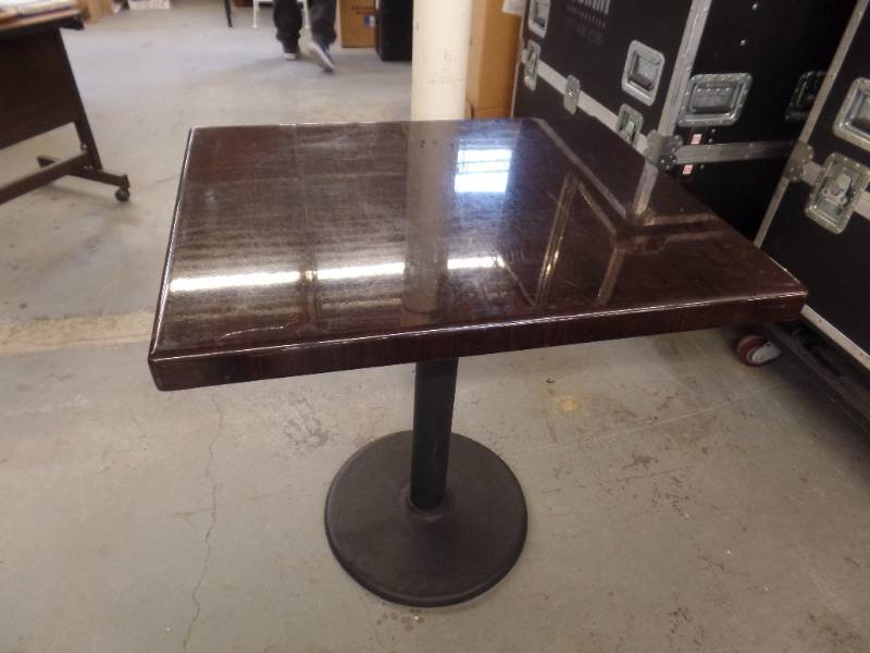 lot 951 image: CAFE TABLES