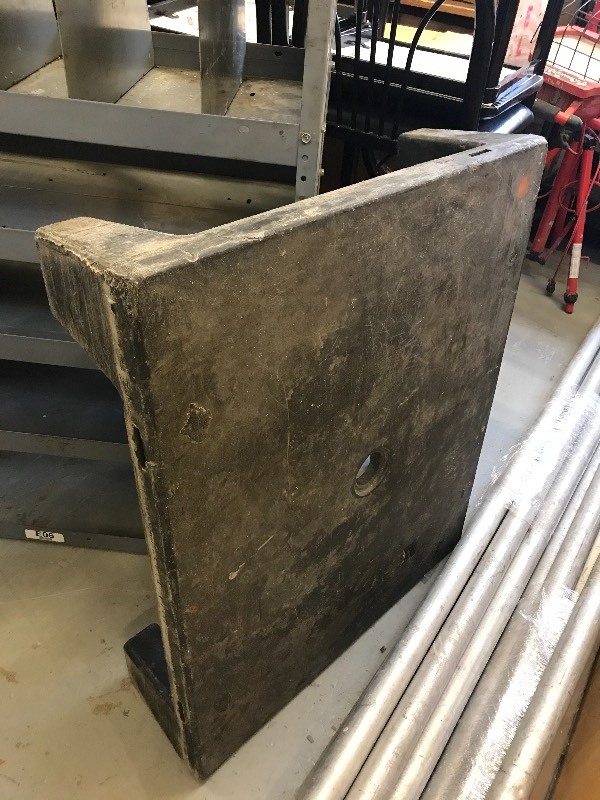 lot 963 image: PALLET AND VAN CARGO SYSTEM