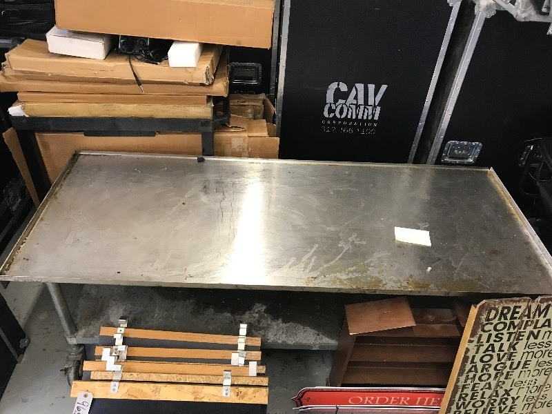 lot 974 image: COMMERCIAL STAINLESS TABLE
