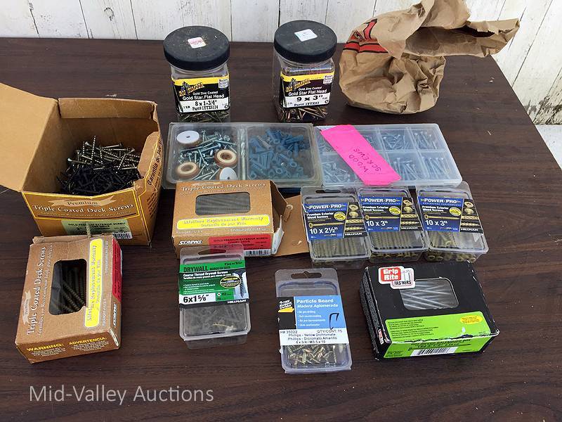 lot 83 image: Assorted Screws, Nails, Etc