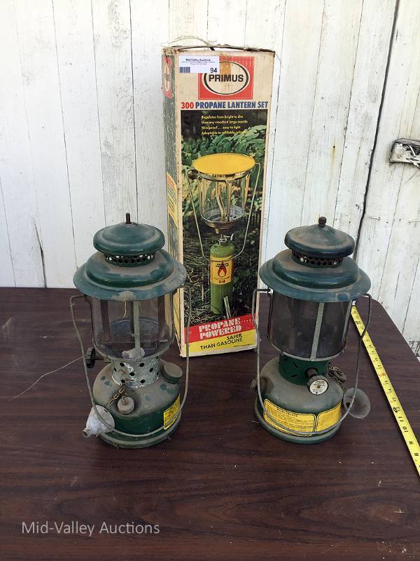 lot 94 image: Portable Lanterns