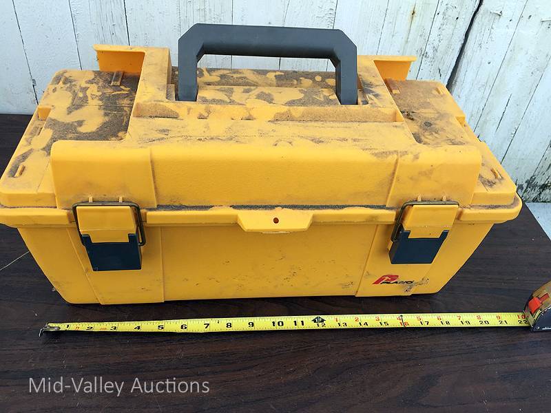 lot 104 image: 20 Yellow Plano Box