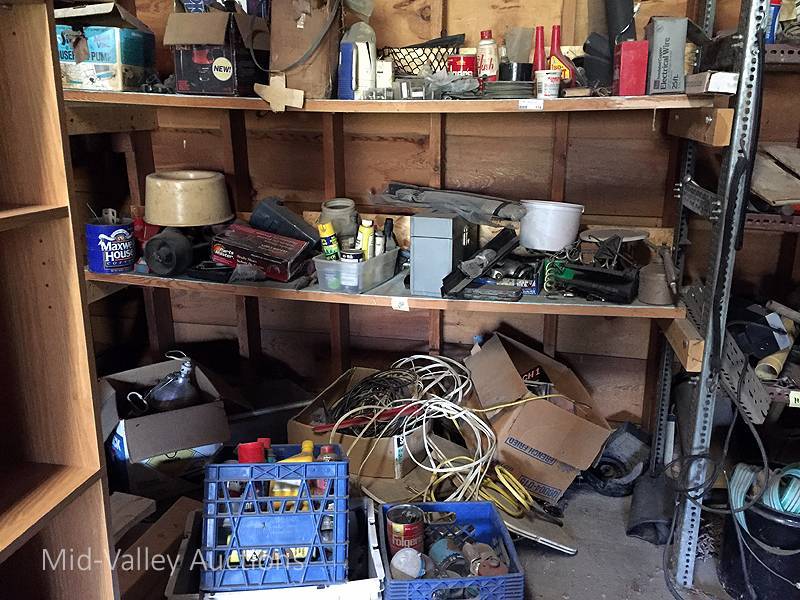 lot 116 image: Contents of Shelving Unit 2