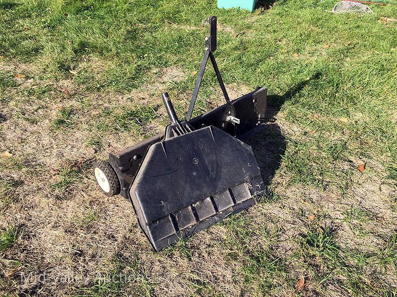 lot 35 image: Thatcher and Dust Pan