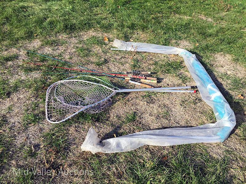 lot 38 image: Fishing Accessories