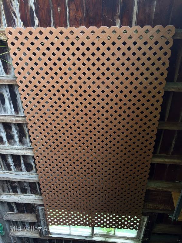 lot 64 image: Lattice board