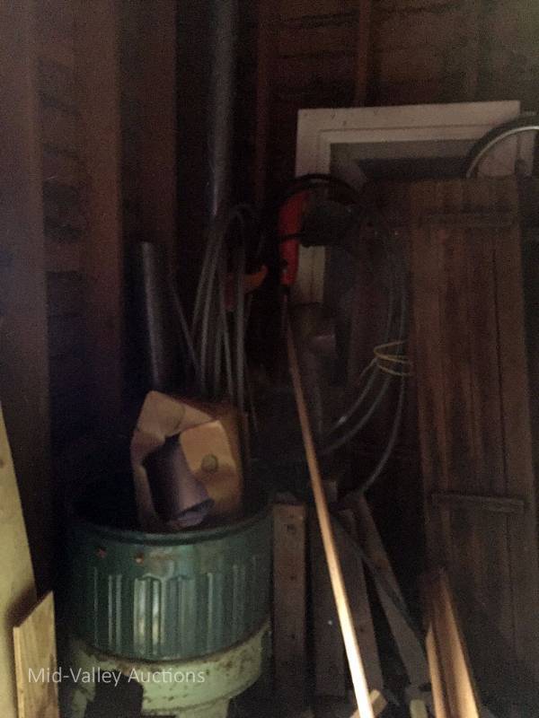 lot 65 image: Shed contents