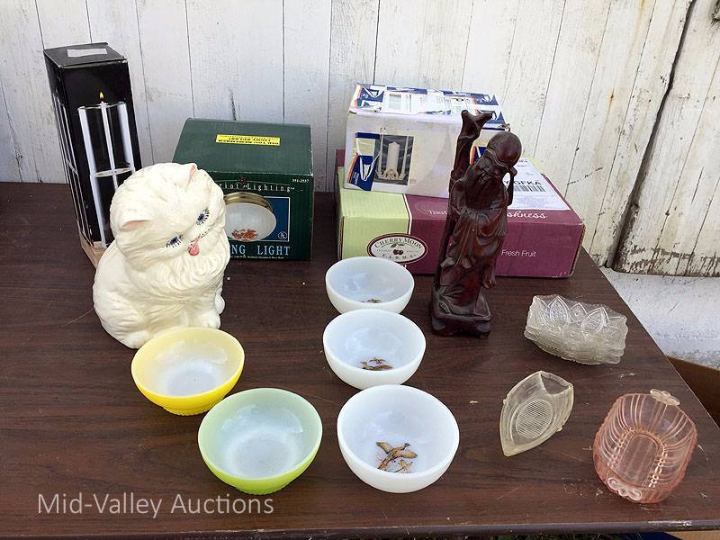 lot 158 image: Glassware & candles