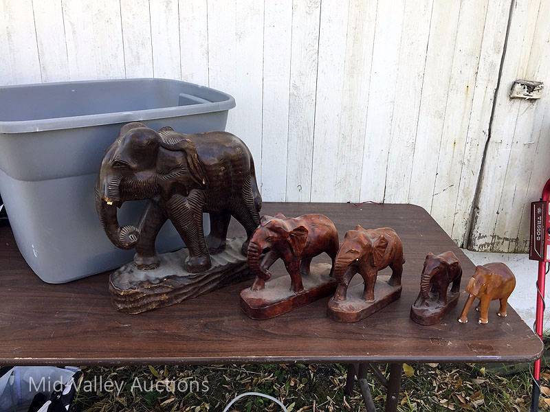lot 160 image: Herd of Elephants