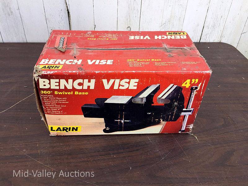 lot 182 image: Bench Vice