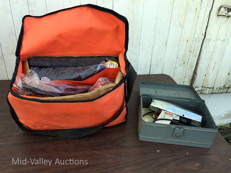 lot 195 image: Winter Survival Kit