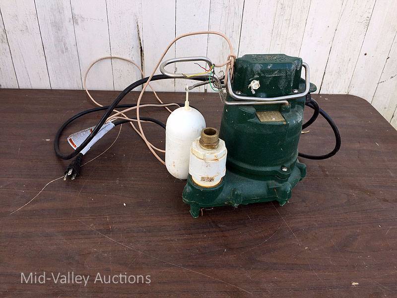 lot 205 image: Zoeller Sump Pump