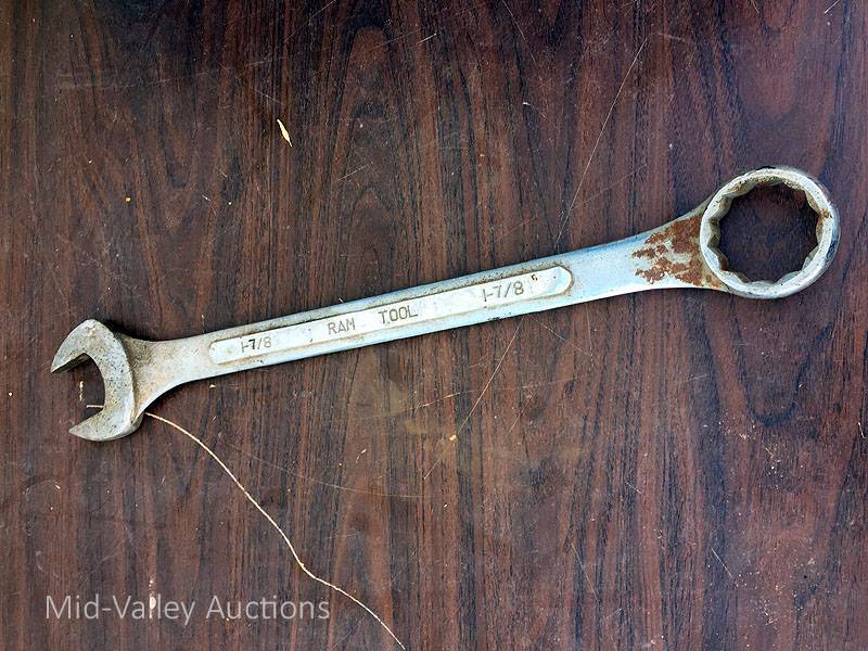 lot 217 image: 1 78 Wrench