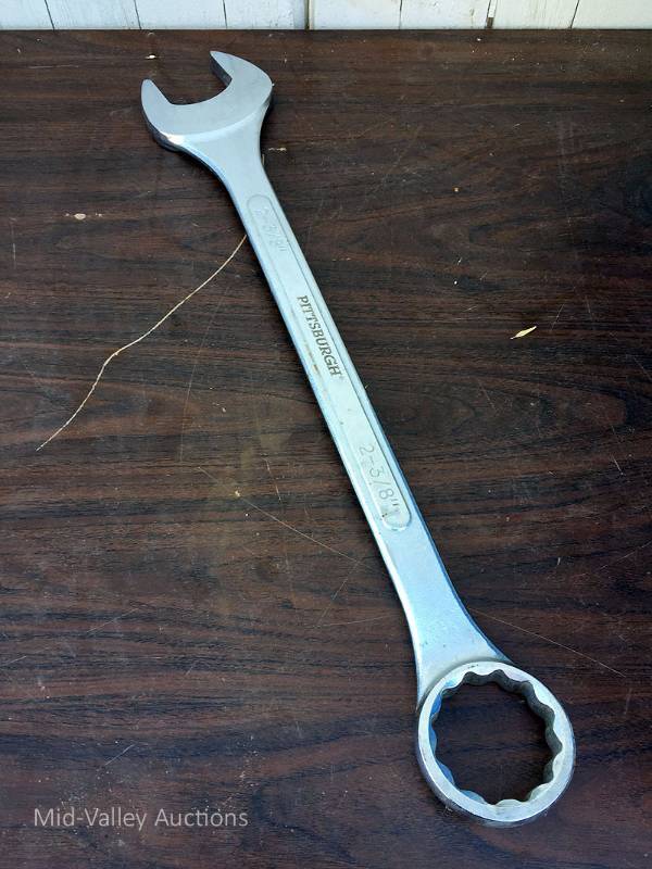 lot 219 image: 2 38 Wrench