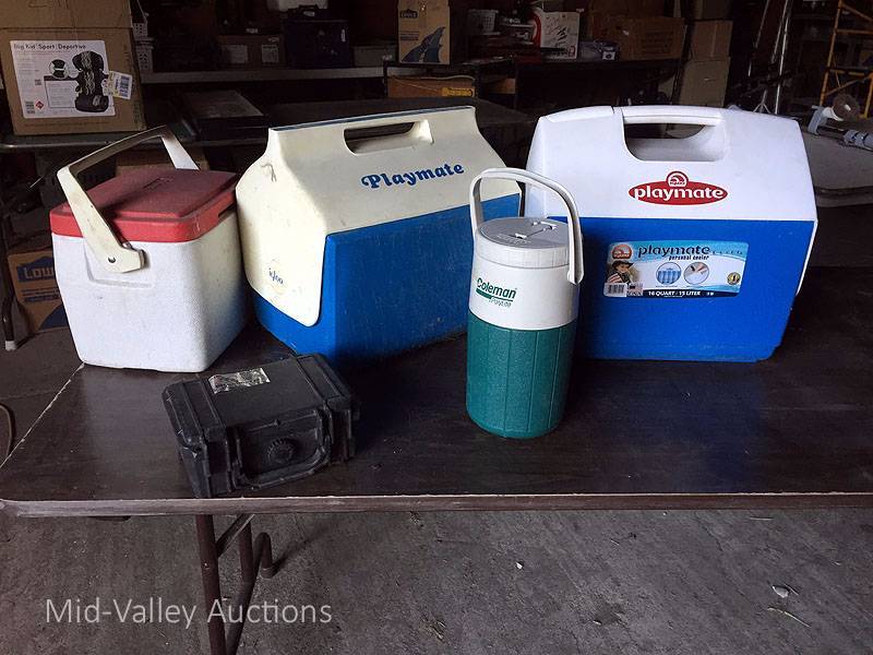 lot 278 image: Coolers and Breath-a-lizer