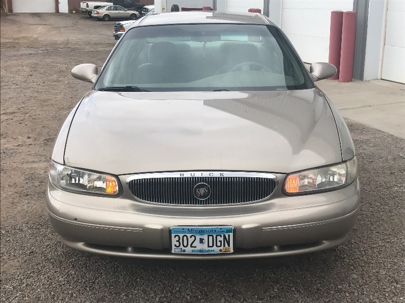 lot 1A image: 2002 Buick Century Custom