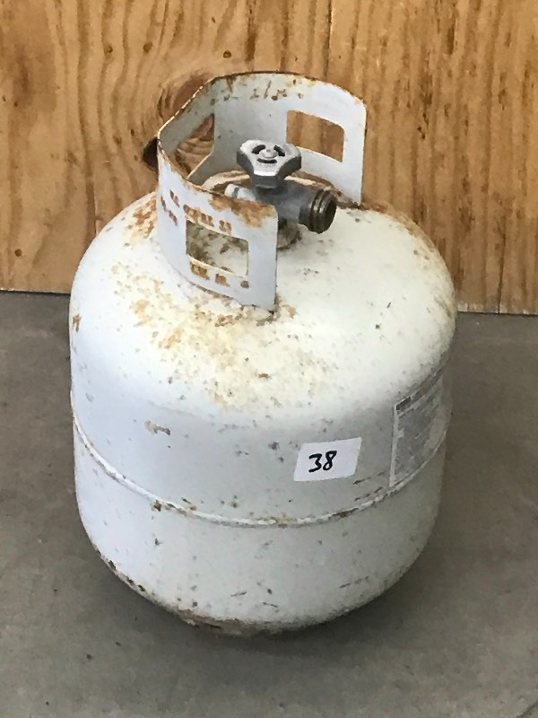 lot 38 image: 20# LP Tank With OPD Valve ...
