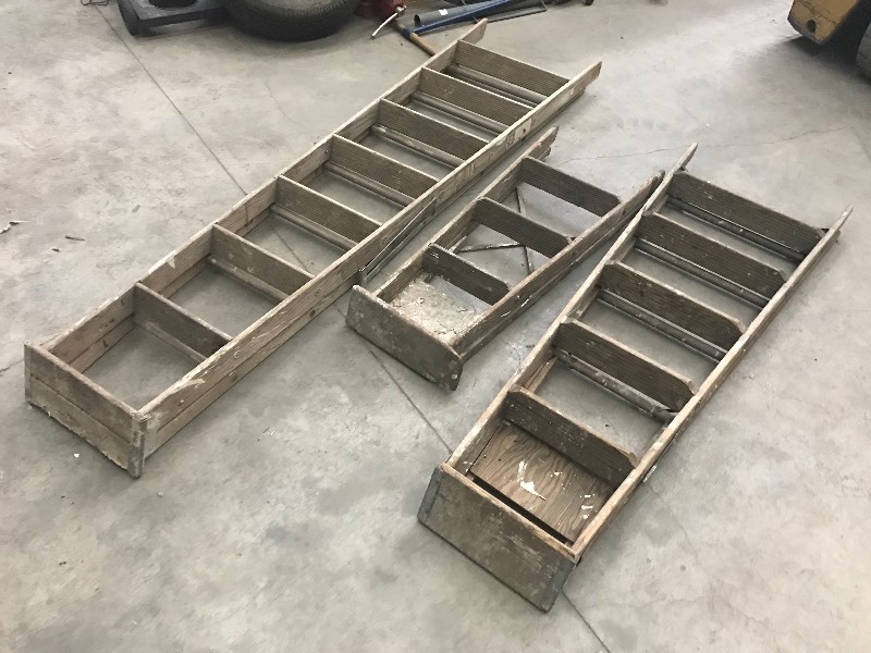 lot 50 image: (3) Wooden Step Ladders 468 ft L...