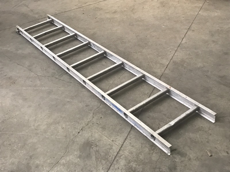 lot 53 image: 9ft Aluminum Ladder, Great For Deer...