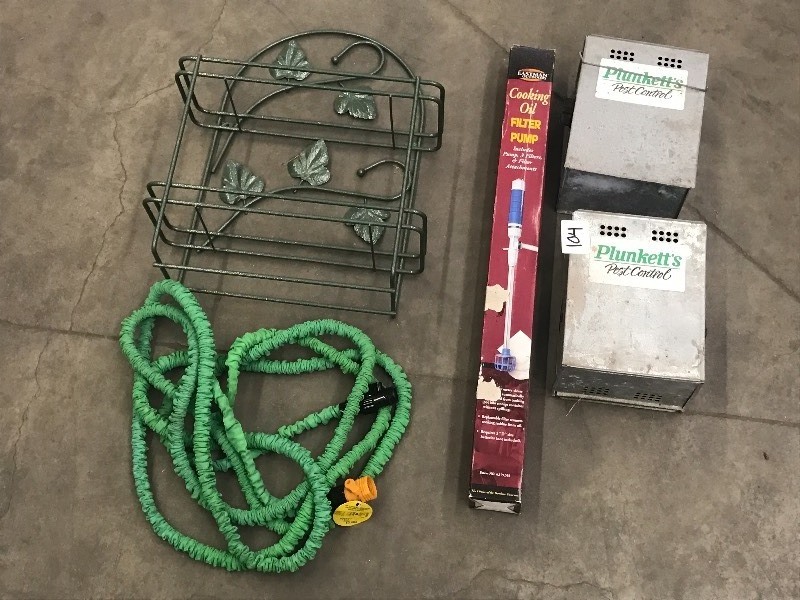 lot 104 image: Lot Of Assorted Pocket Hose, Oil F...