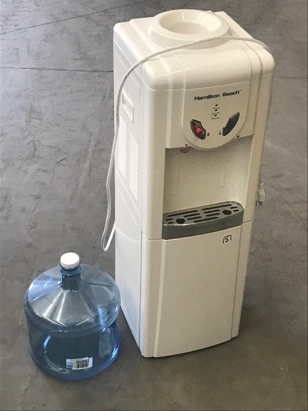 lot 151 image: Hamilton Beach HeatedCooled Water ...