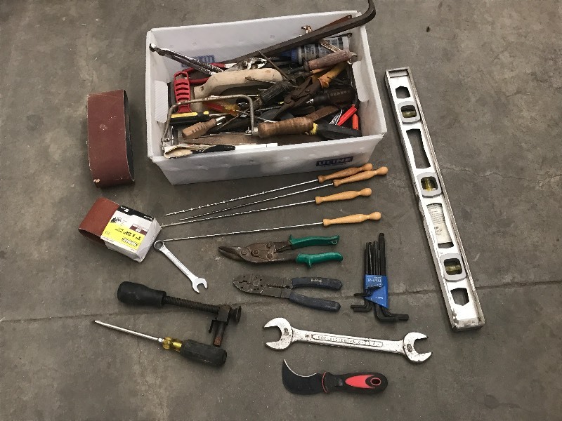 lot 156 image: Tote Full Of Assorted Hand Tools & ...