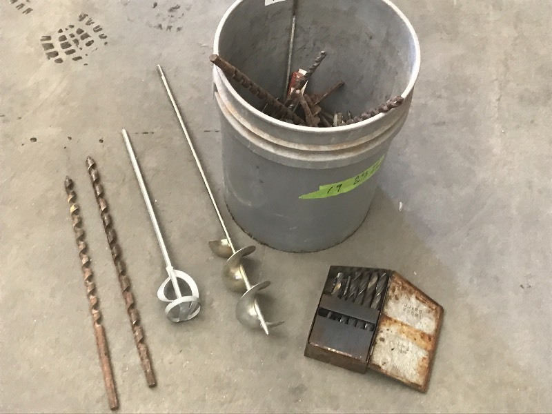 lot 164 image: Bucket Full Of Assorted Drill Bits ...