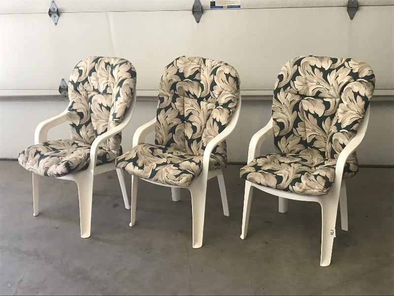 lot 170 image: (3) Plastic Patio Chairs With Cushi...