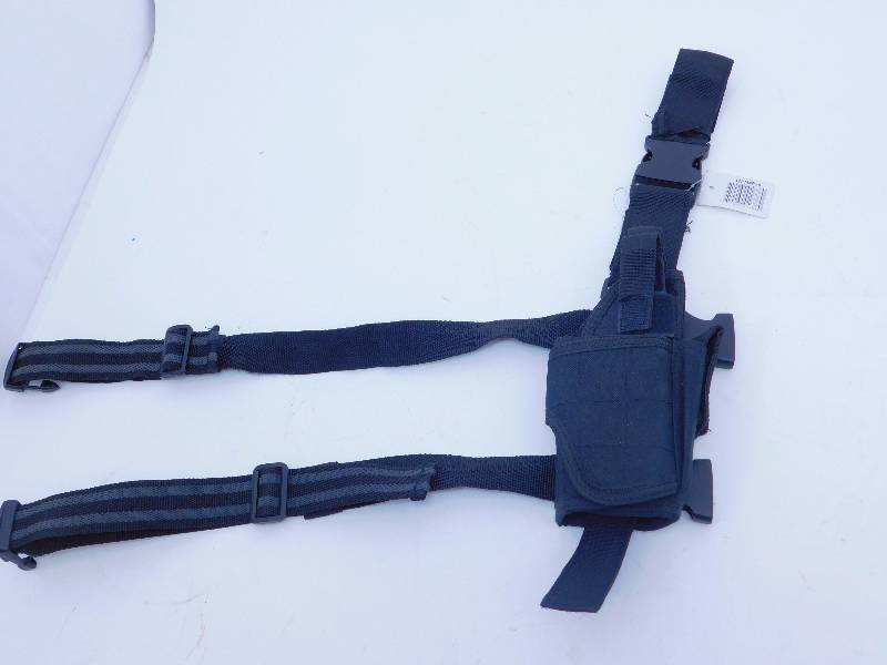 lot 8 image: P34-BK Drop Leg Holster Black Right Hand Tactical Gear w Magazine Holder Explorer