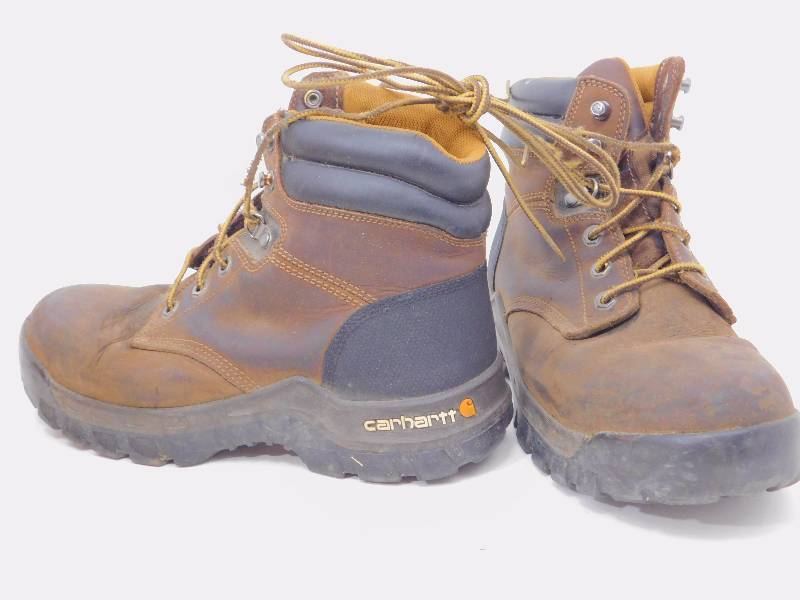 lot 35 image: Carhartt Mens Rugged Flex Soft Toe Boots, Brown Size 8