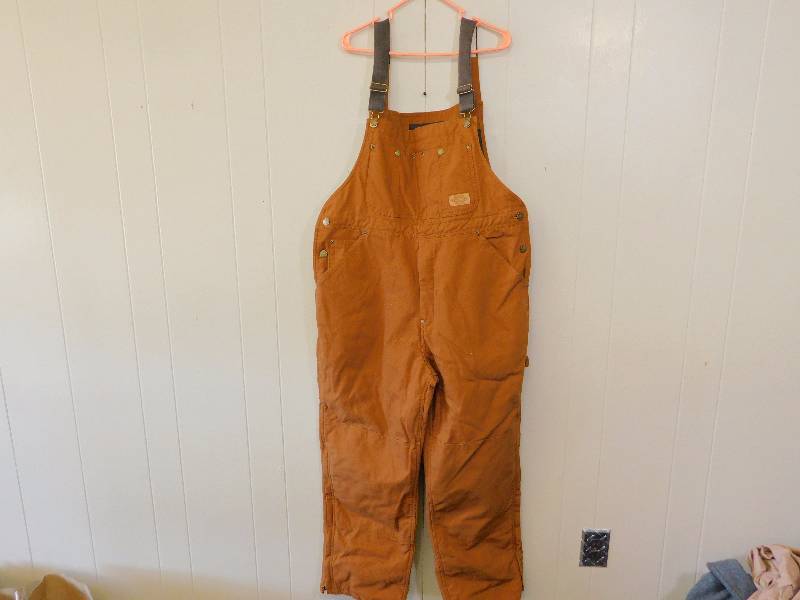 lot 57 image: Guide Gear Duragear 100 gram Thinsulate Insulation Work Bibs Size XL