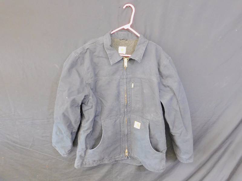 lot 64 image: Carhartt Jacket Size Large
