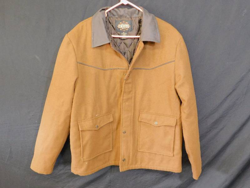 lot 65 image: Guide Gear Mens Drover Jacket Size XL