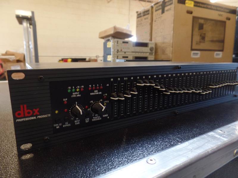 lot 37 image: SINGLE CHANNEL 31 BAND GRAPHIC EQ