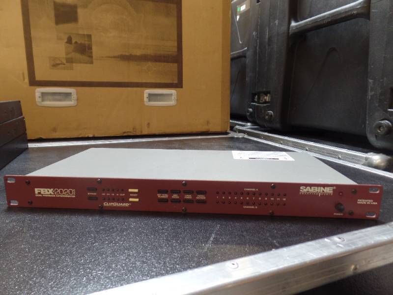 lot 50 image: DUAL FEEDBACK EXTERMINATOR