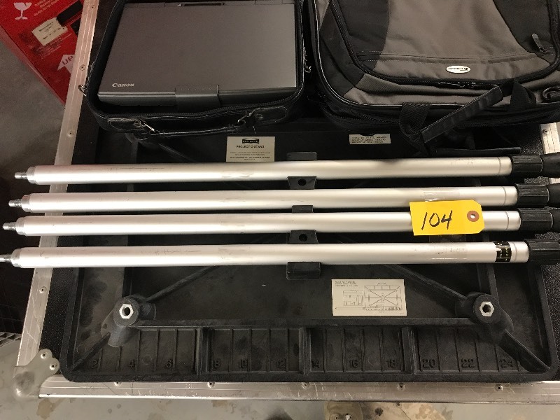 lot 104 image: PROJECTOR STAND AND LAPTOP CASES