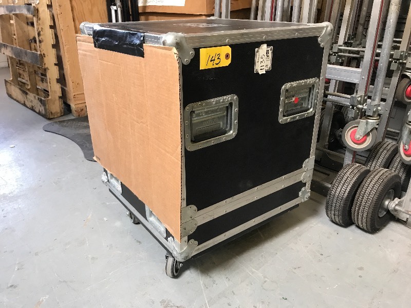 lot 143 image: R&R ROAD CASE