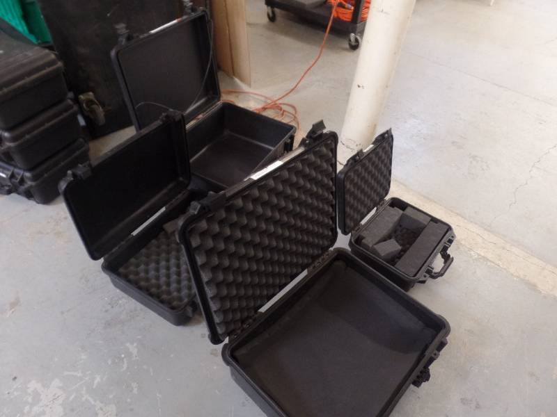 lot 159 image: PELICAN TRANSPORT CASES