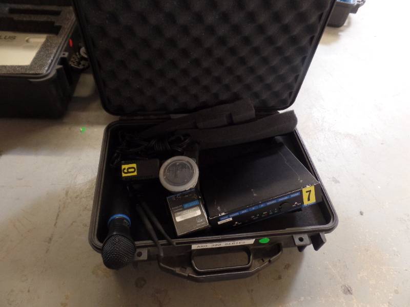 lot 162 image: AKG SERIES 300 MIC SET UP WITH CASE
