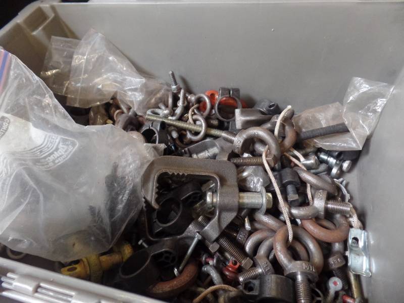 lot 184 image: RIGGING HARDWARE