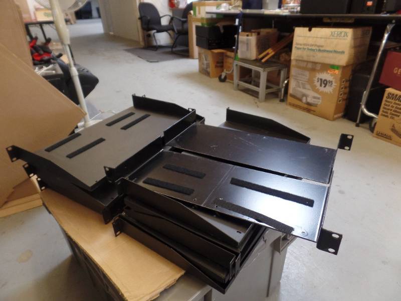 lot 195 image: MOUNTING TRAYSRACKS