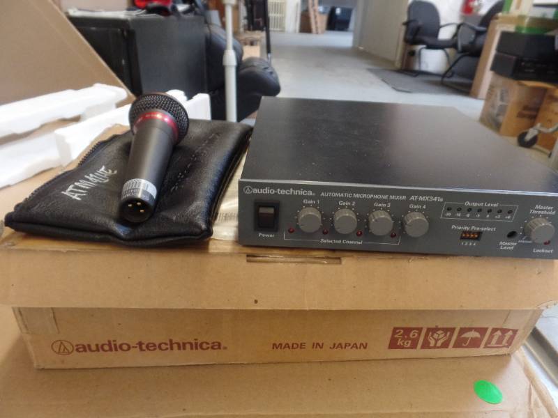 lot 213 image: MICROPHONE MIXER AND MICROPHONE