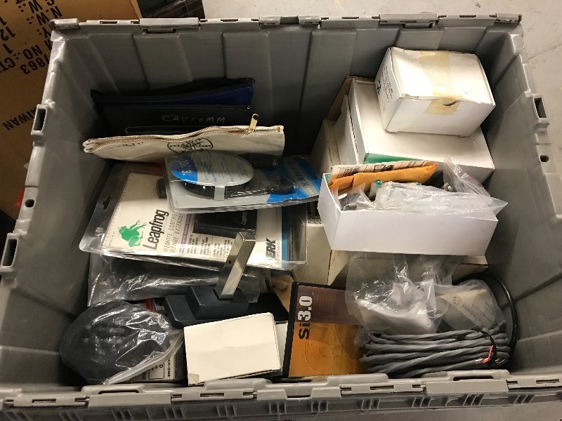 lot 251 image: BIN OF ELECTRICAL ACCESSORIES