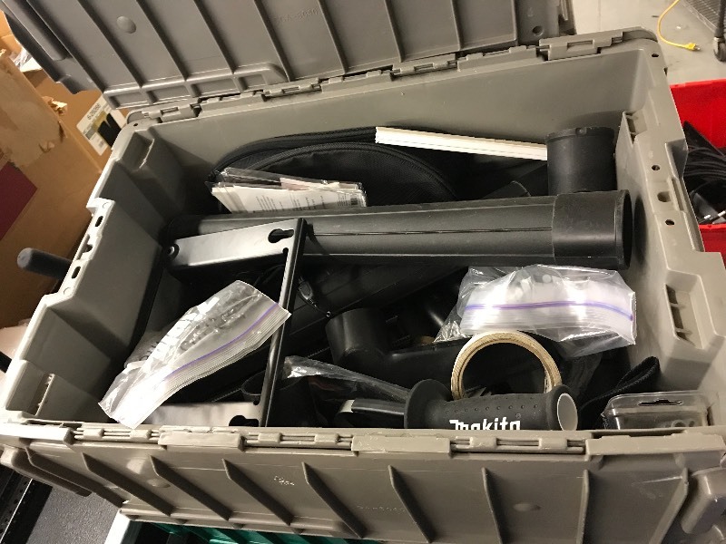 lot 252 image: BIN OF VACUUM PARTS