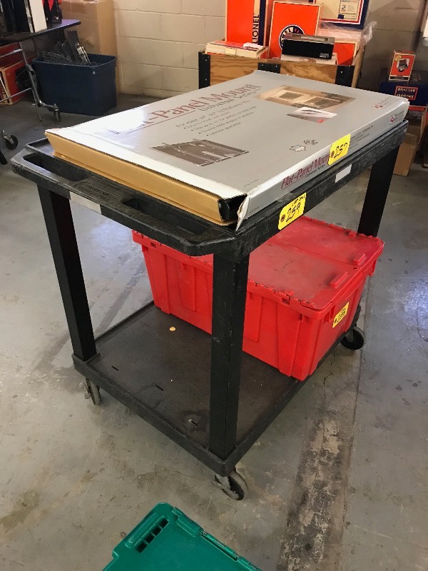 lot 259 image: AV CART