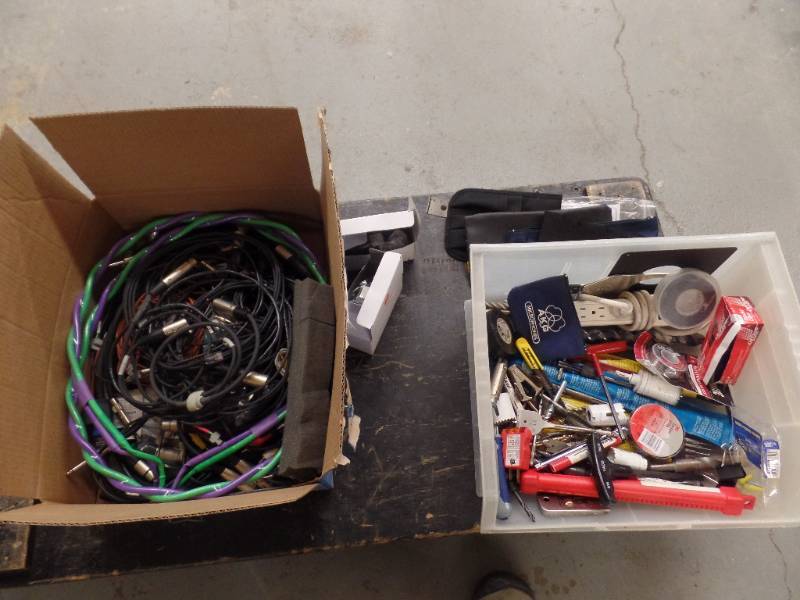 lot 307 image: MISC CORDS AND SUPPLIES