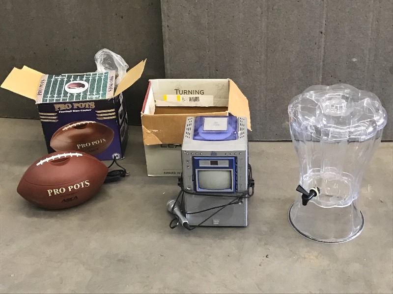 lot 15 image: Lot Of Football Croc-Pot, Kareoke ...